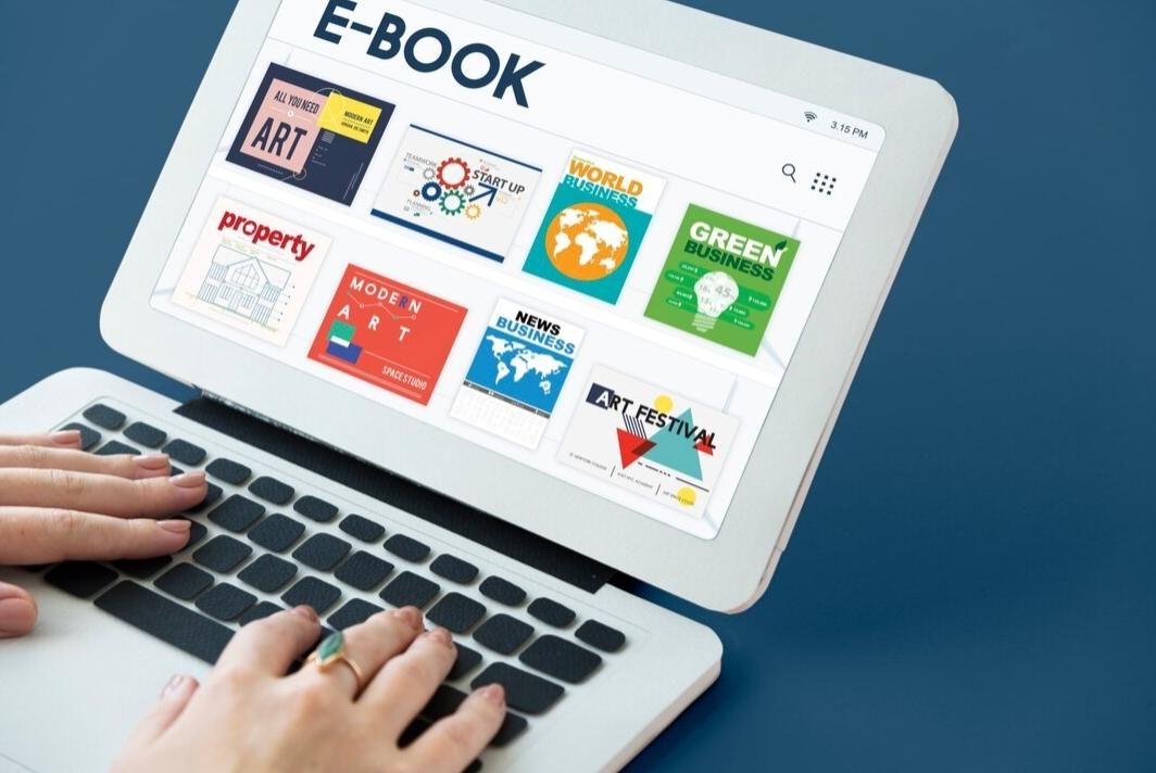 5 ide bisnis dari hobi menulis yang bisa bikin dompet makin tebal