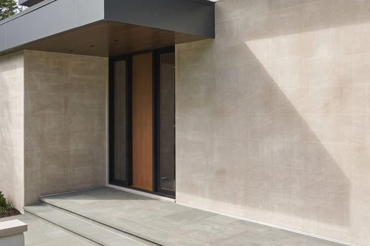 Estetis! Keramik motif batu alam untuk dinding depan rumah