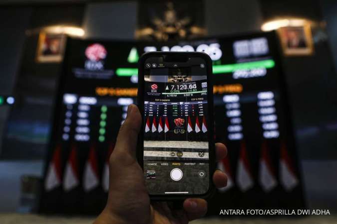 IHSG turun tipis ke 7.091, ini sentimen global dan rekomendasi saham hari ini (31/3)